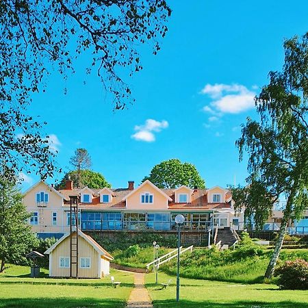 Oerserumsbrunn Gestgifveri Ґренна Екстер'єр фото